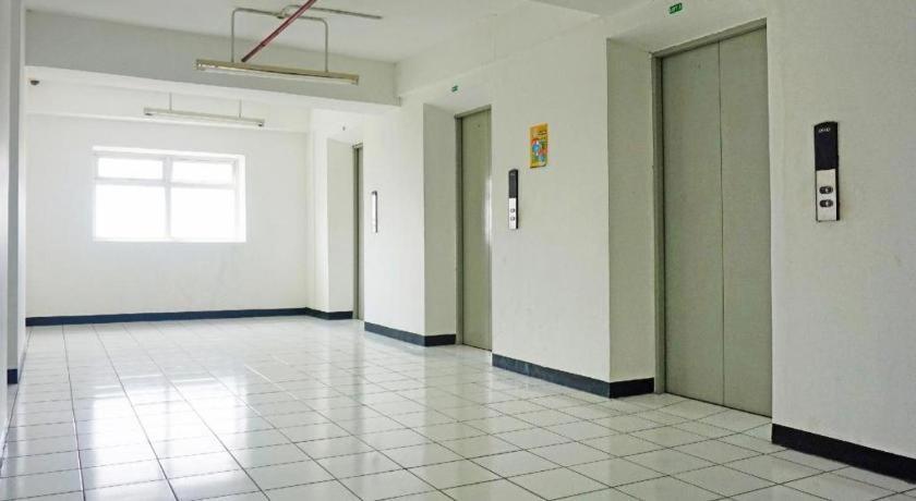 OYO 91593 San San Rooms Apartment Gunung Putri Square Gunungputri Exterior foto